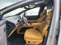 Li Auto i8 Standard Edition - фото 5