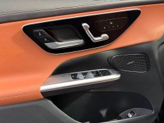Mercedes-Benz GLC 260 L 4MATIC Dynamic 5-Seater - photo 5