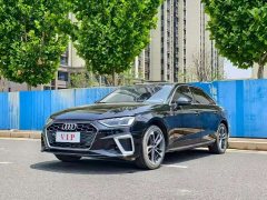 Audi A4L 40 TFSI Fashion Dynamic - ფოტო 1