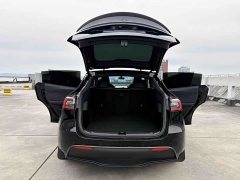 Tesla Model Y Performance All-Wheel Drive - ფოტო 8
