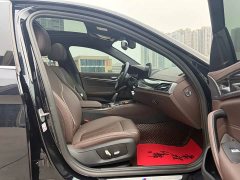 BMW 5 Series Facelift 525Li M Sport Package - фото 15