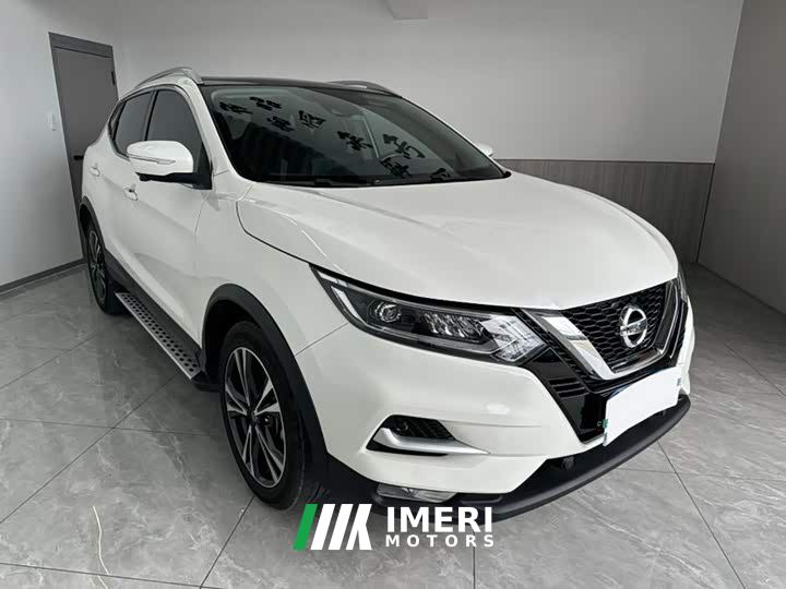 Nissan Qashqai 2.0L CVT XV Premium Luxury