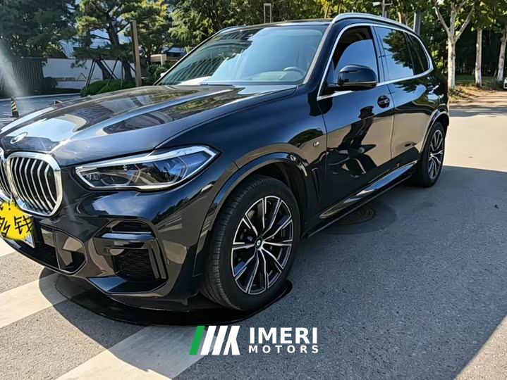 BMW X5 xDrive 30Li Luxury M Sport Package