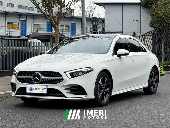 Mercedes-Benz A-Class A 200 L Sport Sedan Fashion Edition