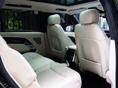 Land Rover Range Rover 3.0 L6 400PS Extended Wheelbase Seven-Seater - фото 20
