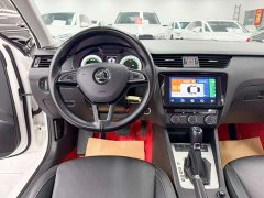 Skoda Octavia 1.5L Automatic Comfort Edition - ფოტო 16