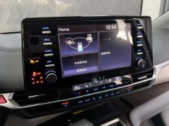 Toyota Sienna 2.5L Automatic - ფოტო 16