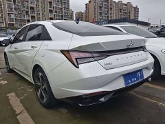 Hyundai Elantra 1.5L CVT GLS Leading Edition - ფოტო 15