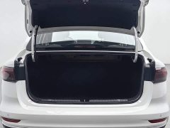 Geely Emgrand 4th Generation 1.5L CVT Luxury - photo 16