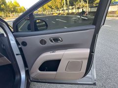 Li Auto i8 Standard Edition - ფოტო 12