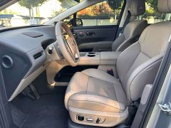 Li Auto i8 Standard Edition - ფოტო 5
