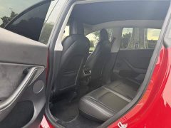 Tesla Model Y Long Range All-Wheel Drive - ფოტო 9