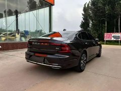 Volvo S90 B5 Inscription Luxury - ფოტო 4
