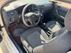 Volkswagen Santana 1.5L Manual Comfort Edition - фото 16