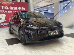 Tesla Model Y Rear-Wheel Drive - ფოტო 3