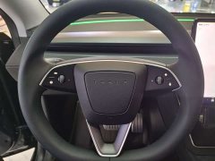 Tesla Model Y Rear-Wheel Drive - ფოტო 7
