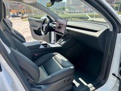 Tesla Model Y Rear-Wheel Drive - photo 12