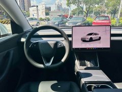 Tesla Model Y Rear-Wheel Drive - photo 17
