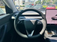 Tesla Model Y Rear-Wheel Drive - photo 18