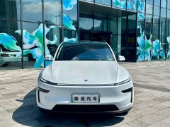 Tesla Model Y Rear-Wheel Drive - photo 2