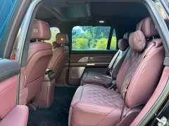 NIO ES8 Six-Seat Executive Signature Edition - ფოტო 13