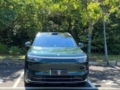 AITO M8 Extended Range Ultra 53.4kWh 6-Seater with 192-Channel LiDAR - photo 2