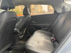 Hyundai Elantra 1.5L CVT GLX Elite - фото 12