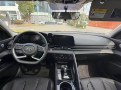 Hyundai Elantra 1.5L CVT GLX Elite - фото 9