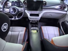 BYD Dolphin 405km Fashion Edition - ფოტო 9
