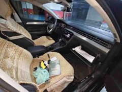 Volkswagen Passat 2.0T Comfort Edition - ფოტო 8
