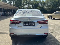 Toyota Camry 2.0G Luxury Edition - photo 6