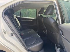 Toyota Camry 2.0G Luxury Edition - photo 8