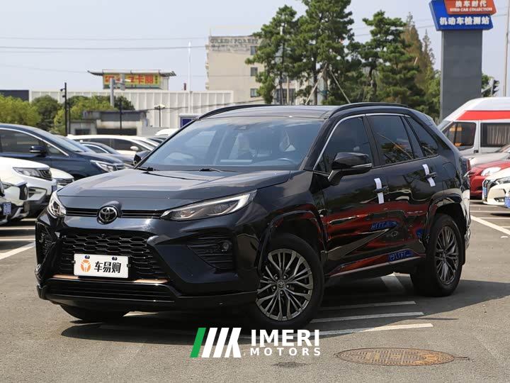 Toyota Wildland 2.0L CVT FWD Luxury Plus