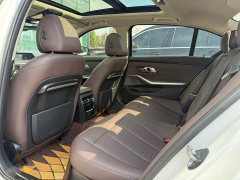 BMW 3 Series 325Li M Sport Package - ფოტო 14