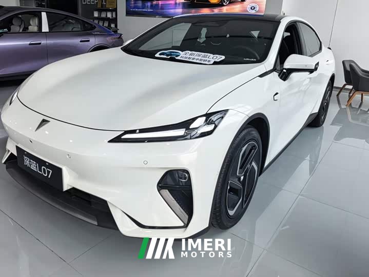 Deepal Deep Blue L07 530Ultra Qiankun Smart Driving ADS SE Pure Electric - автомобиль из Китая