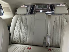Buick GL8 Land Executive Cabin 652T Luxury - ფოტო 13