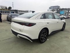 BYD Seal 06 EV 545KM Premier - ფოტო 5