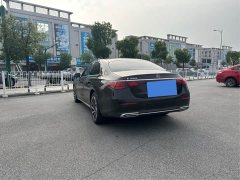 Mercedes-Benz E-Class E 300 L Luxury - photo 10