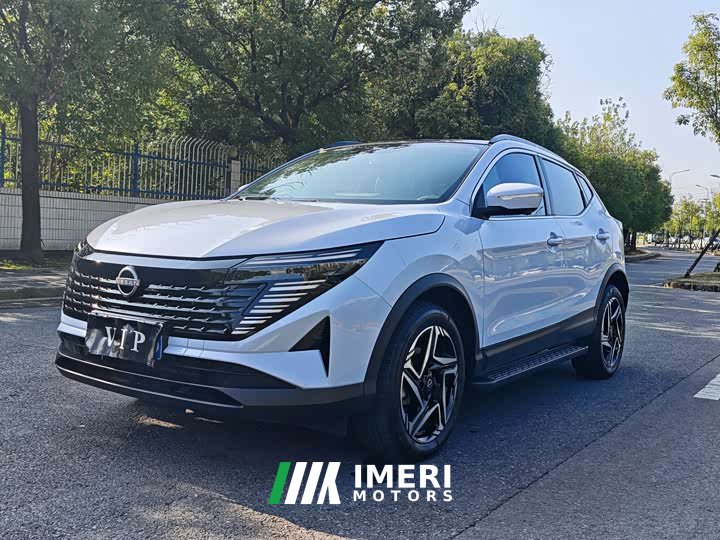 Nissan Qashqai Honor 2.0L CVT XV Premier Edition - автомобиль из Китая