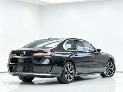 BMW 7 Series 735Li Luxury Package - ფოტო 4