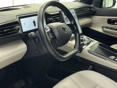 NIO ES8 415KM Six-Seater - ფოტო 10