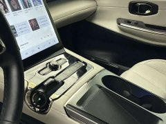 NIO ES8 415KM Six-Seater - ფოტო 11