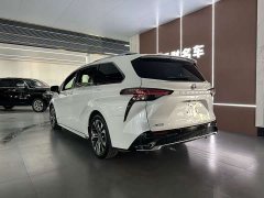 Toyota Grevias 2.5L Hybrid Flagship VIP Edition - photo 7
