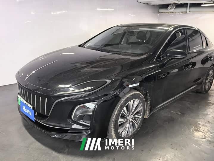 FAW Red Flag E-QM5 431km Charging Comfort Edition - автомобиль из Китая