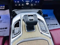 FAW Red Flag E-HS9 690km Range Flagship Edition Six-Seater - ფოტო 14
