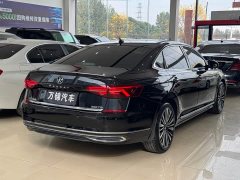 Volkswagen Passat 330TSI Luxury - фото 6