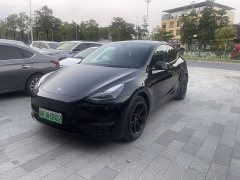 Tesla Model Y Standard Range RWD - ფოტო 1