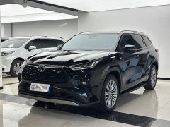 Toyota Highlander 2.5L Intelligent Hybrid AWD Premium 7-Seater - фото 1