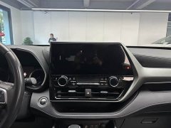 Toyota Highlander 2.5L Intelligent Hybrid AWD Premium 7-Seater - фото 14