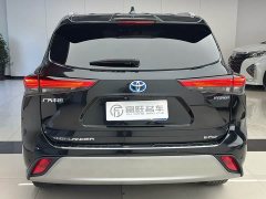Toyota Highlander 2.5L Intelligent Hybrid AWD Premium 7-Seater - фото 19